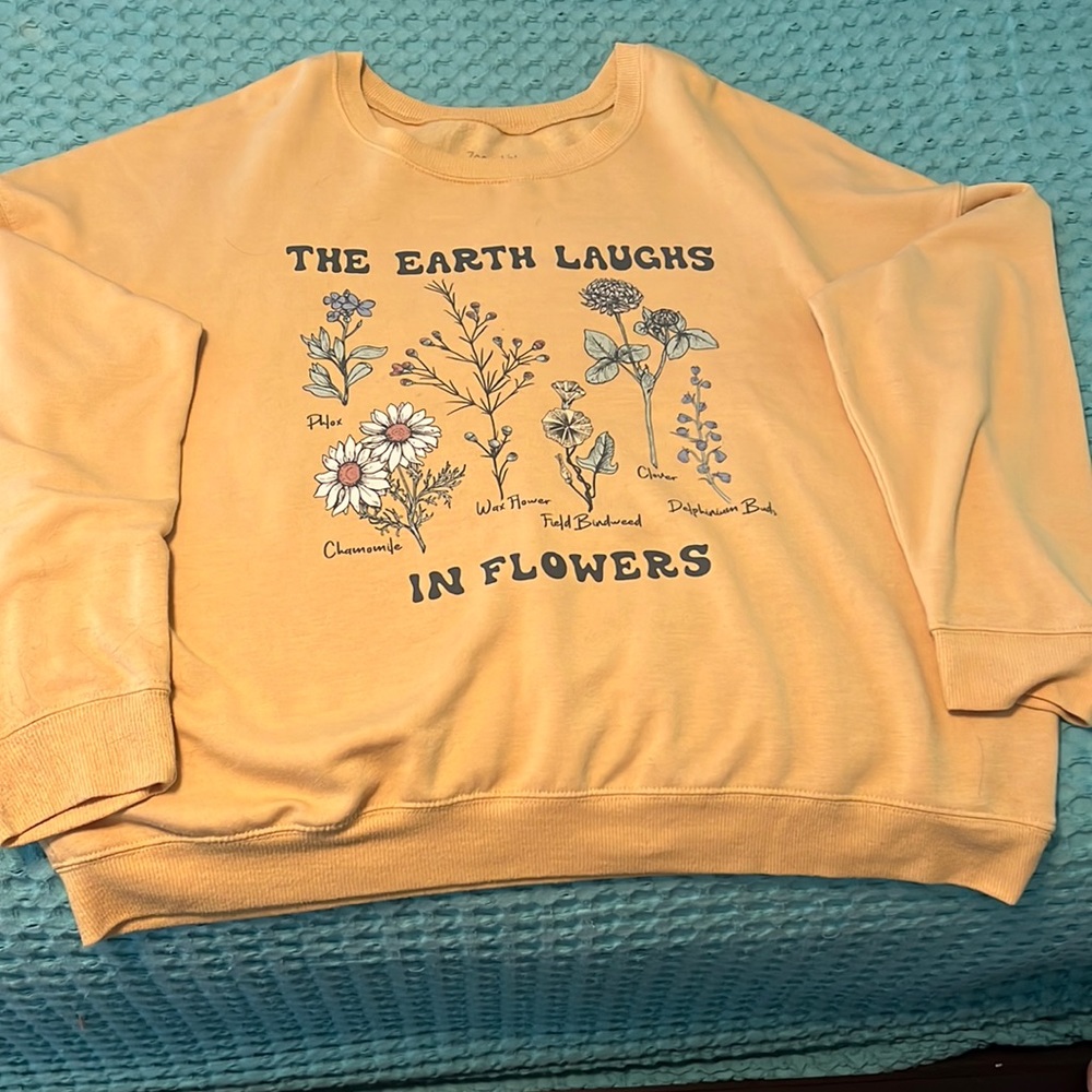 Zoe + Liv XXL sweatshirt with flowers from Target